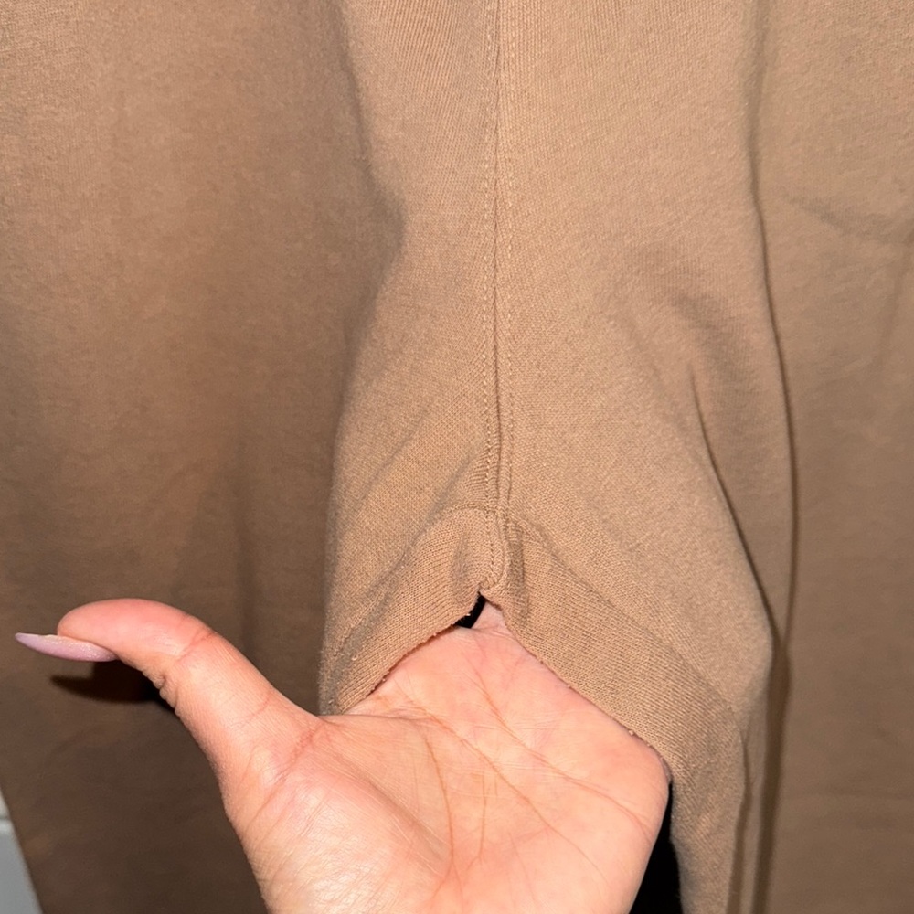 HOLLISTER- ultra high Tan jogger pants size medium - Picture 7 of 14